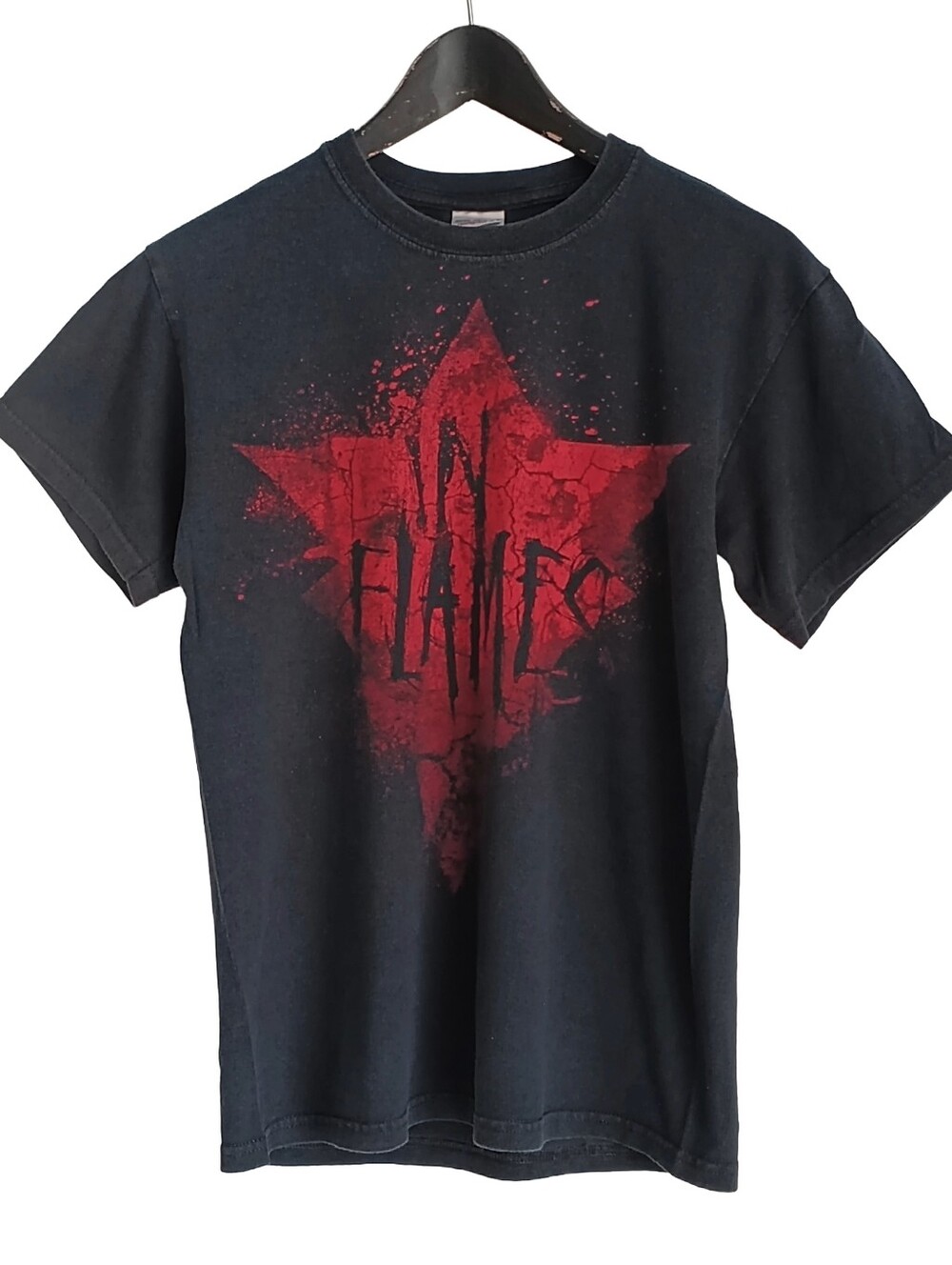 VTG Y2K In Flames Band T-Shirt Gildan Heavy Cotton Size Small